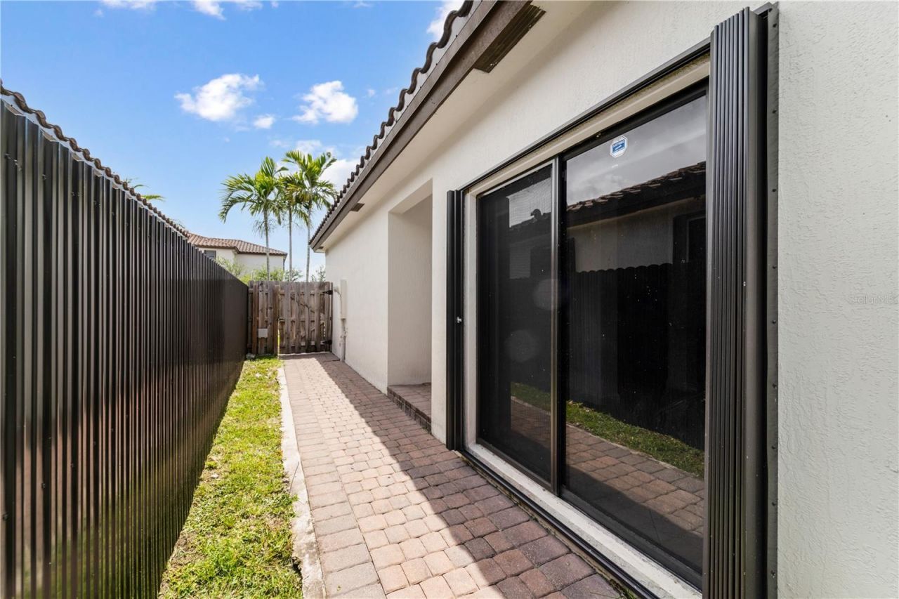 22938 SW 128th Place, Miami, FL 33170 Photo