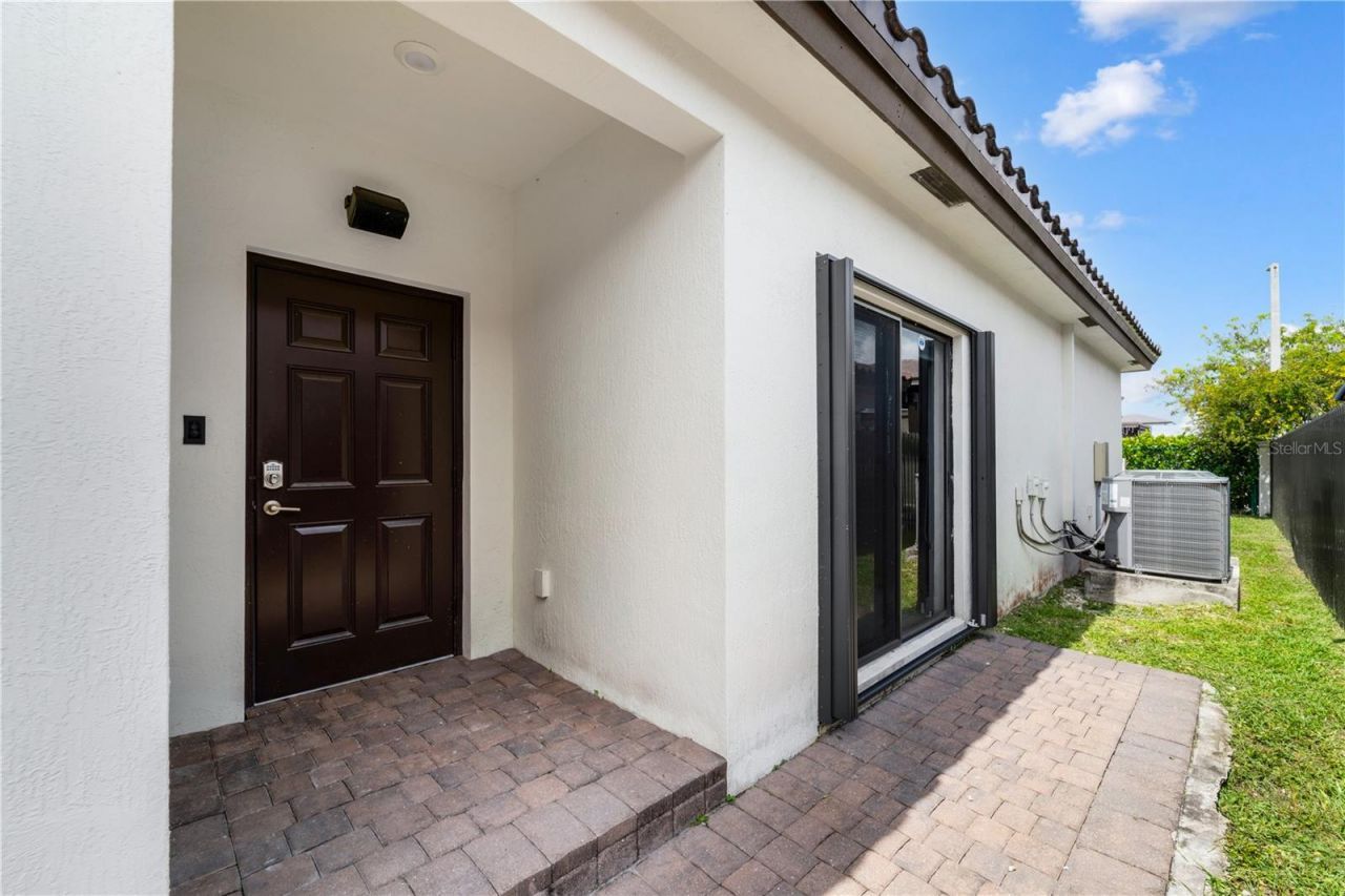 22938 SW 128th Place, Miami, FL 33170 Photo