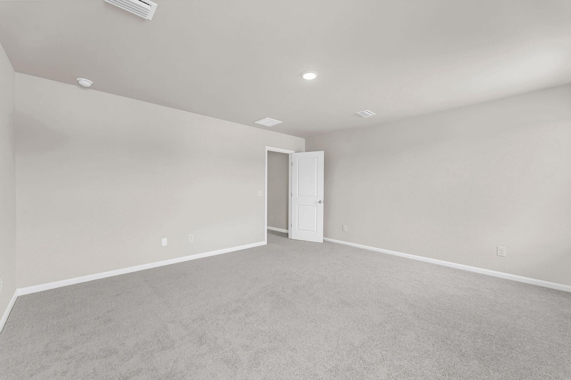 4019 Lemon Grass Lane Photo 10