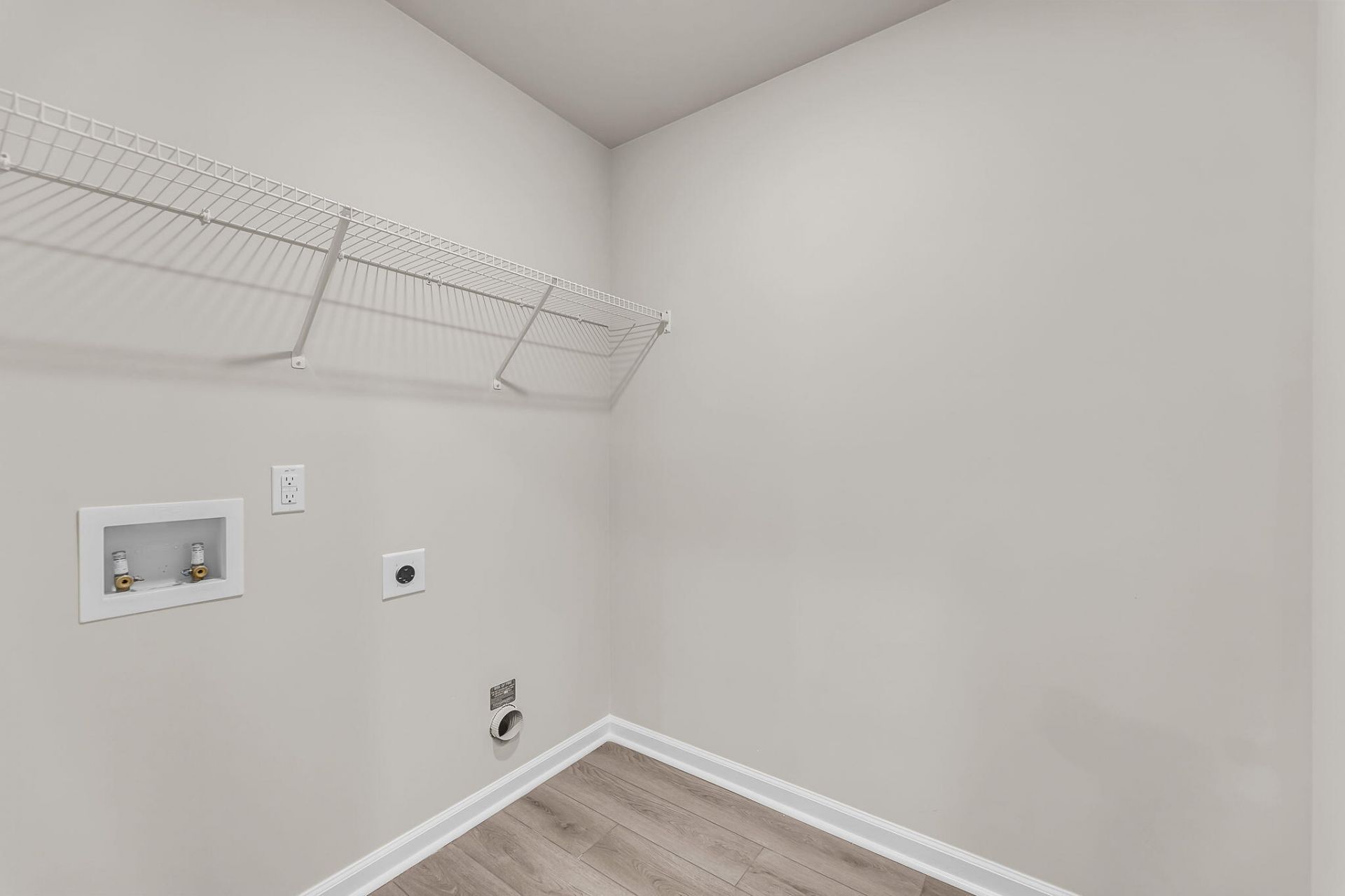 4019 Lemon Grass Lane Photo 17