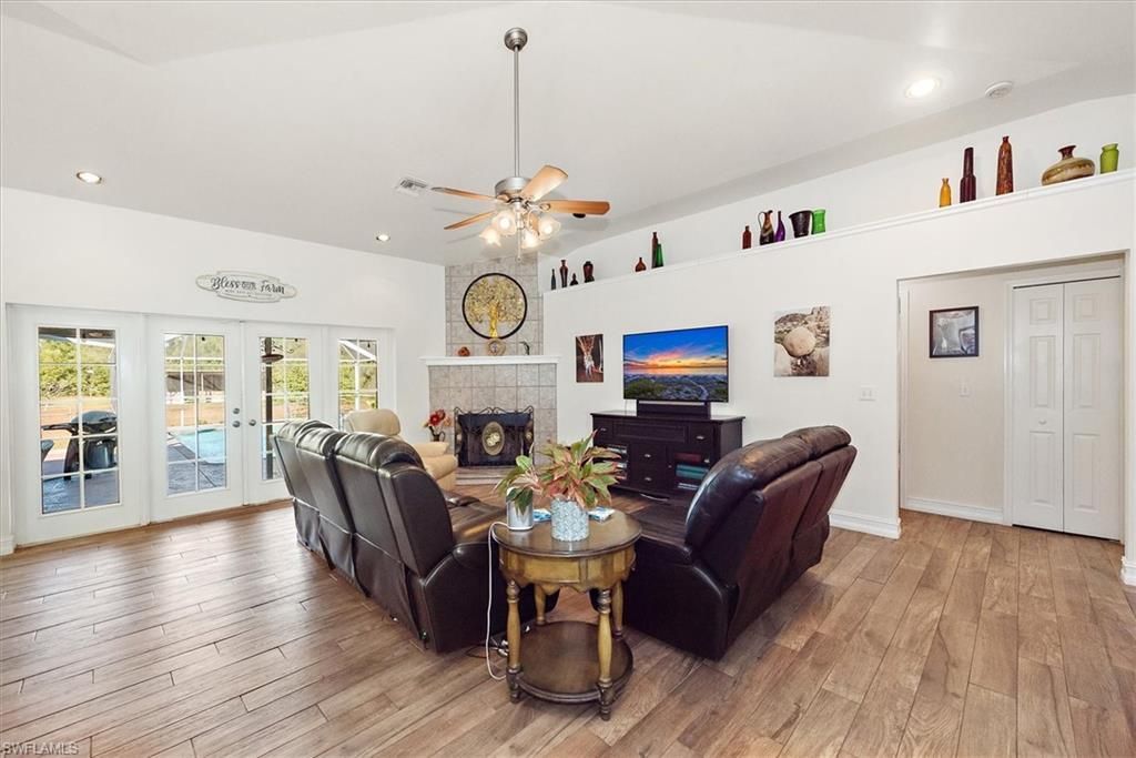 9851 Merle Dr , North Fort Myers, FL 33917 Photo