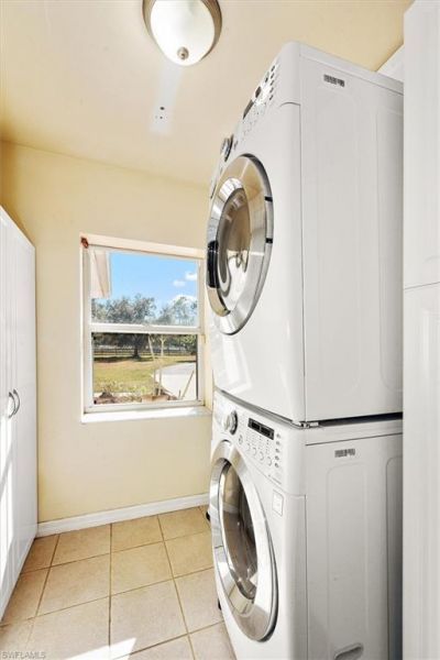 9851 Merle Dr , North Fort Myers, FL 33917 Photo