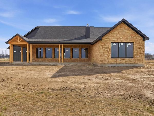 7001 Old McGregor-Crawford Road, Crawford, TX 76638