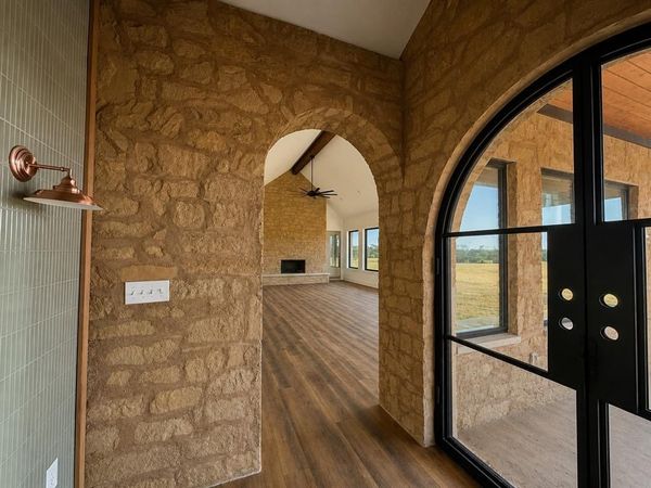 7001 Old McGregor-Crawford Road, Crawford, TX 76638