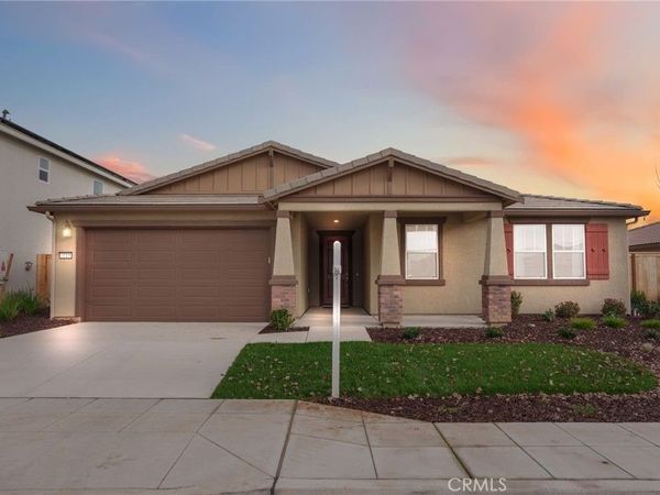 3215 Lourdes, Clovis, CA 93619