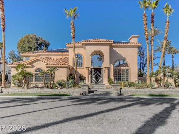 8112 Sapphire Bay Circle, Las Vegas, NV 89128