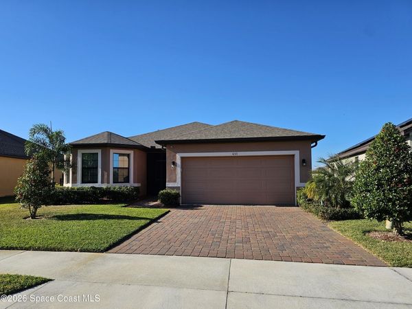 653 Old Country Road SE, Palm Bay, FL 32909