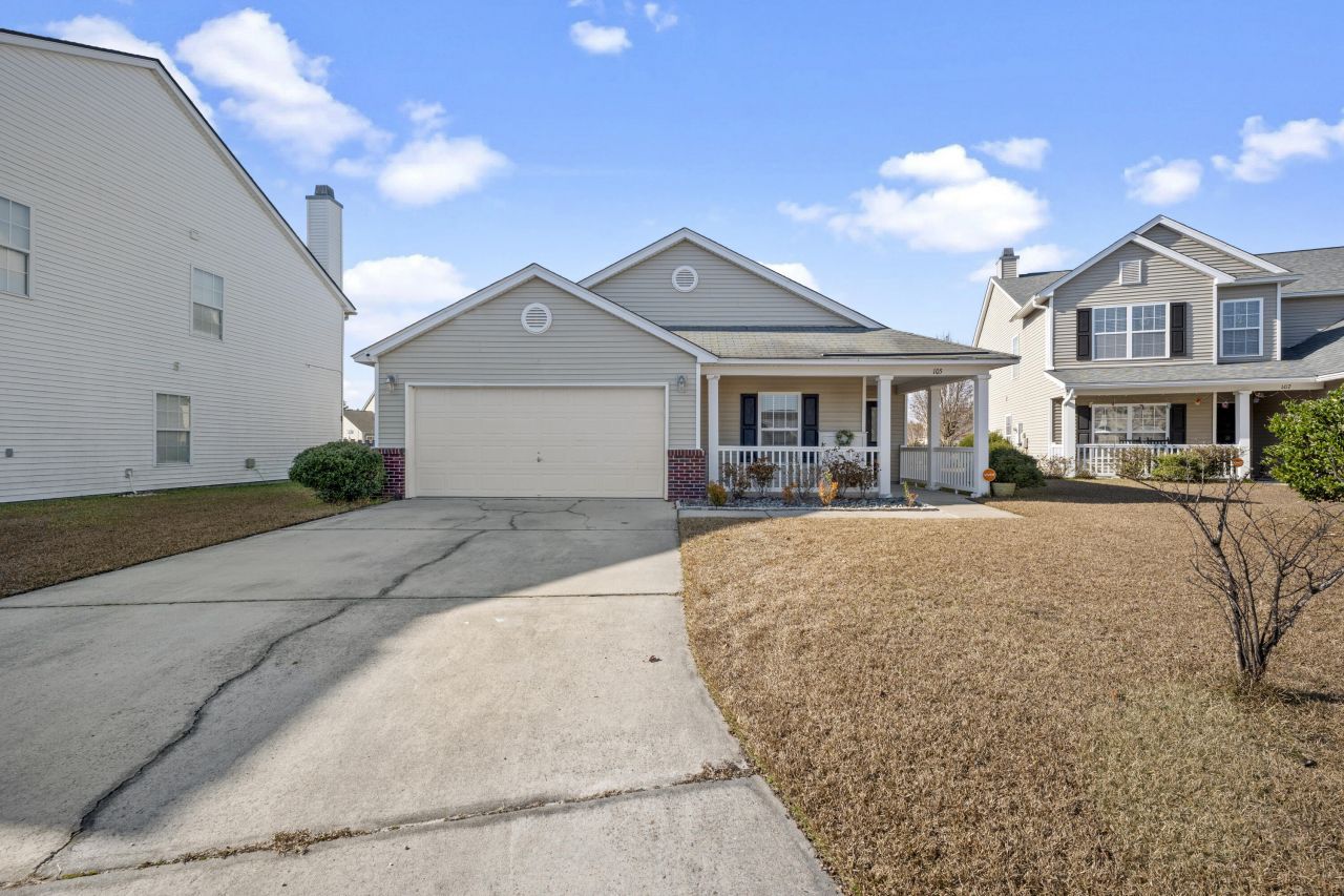 105 Ripley Court Photo 1