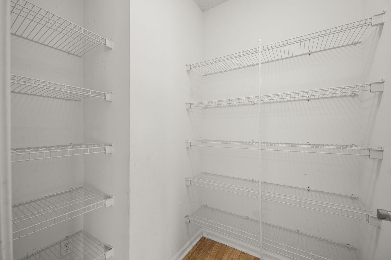 105 Ripley Court Photo 12