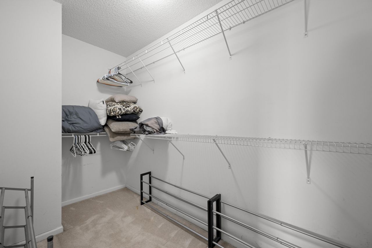 105 Ripley Court Photo 17