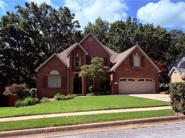 2712 Taylor Drive, Harrison, AR 72601