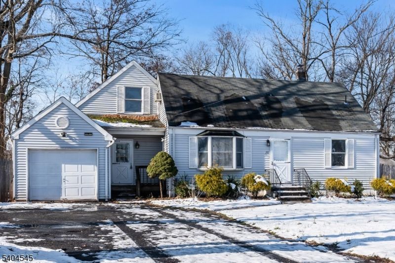 20 Van Syckle Blvd, South Bound Brook, NJ 08880 Main Photo