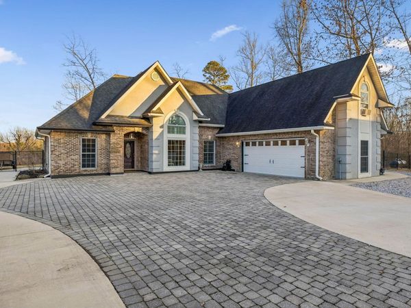 202 55th Ave, Gruetli Laager, TN 37339