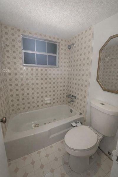 4281 NW 41st Street, Unit 419, Lauderdale Lakes, FL 33319 Photo