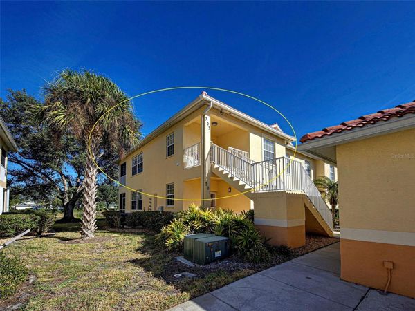 703 CASA DEL LAGO WAY, Unit 703, VENICE, FL 34292