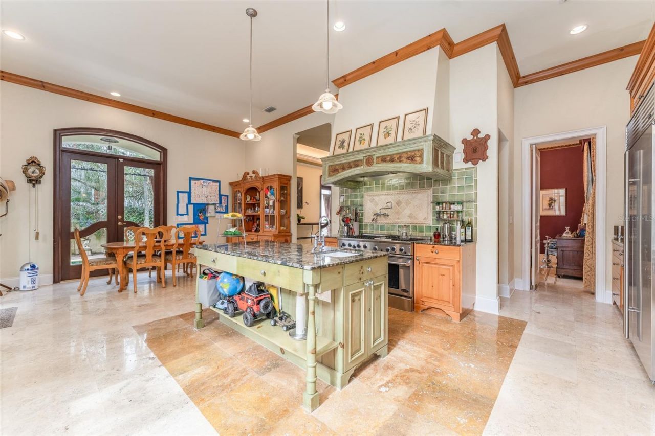 2152 Coffee Pot Boulevard Ne, Saint Petersburg, FL 33704 Photo
