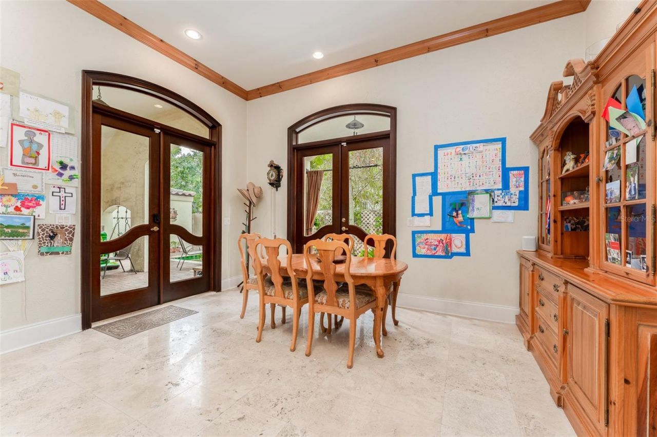 2152 Coffee Pot Boulevard Ne, Saint Petersburg, FL 33704 Photo