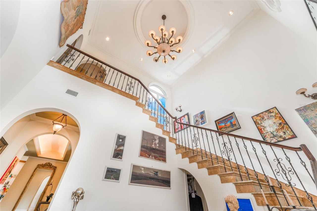 2152 Coffee Pot Boulevard Ne, Saint Petersburg, FL 33704 Photo