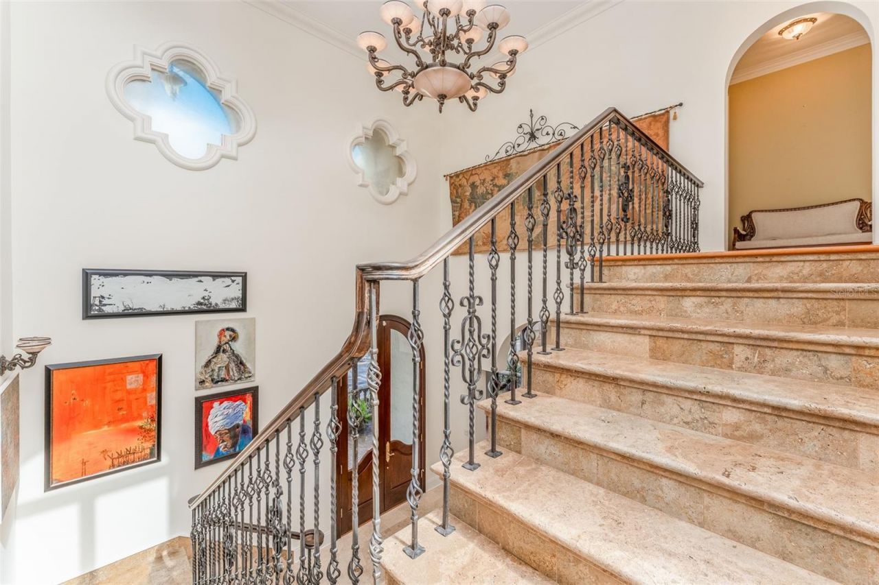 2152 Coffee Pot Boulevard Ne, Saint Petersburg, FL 33704 Photo