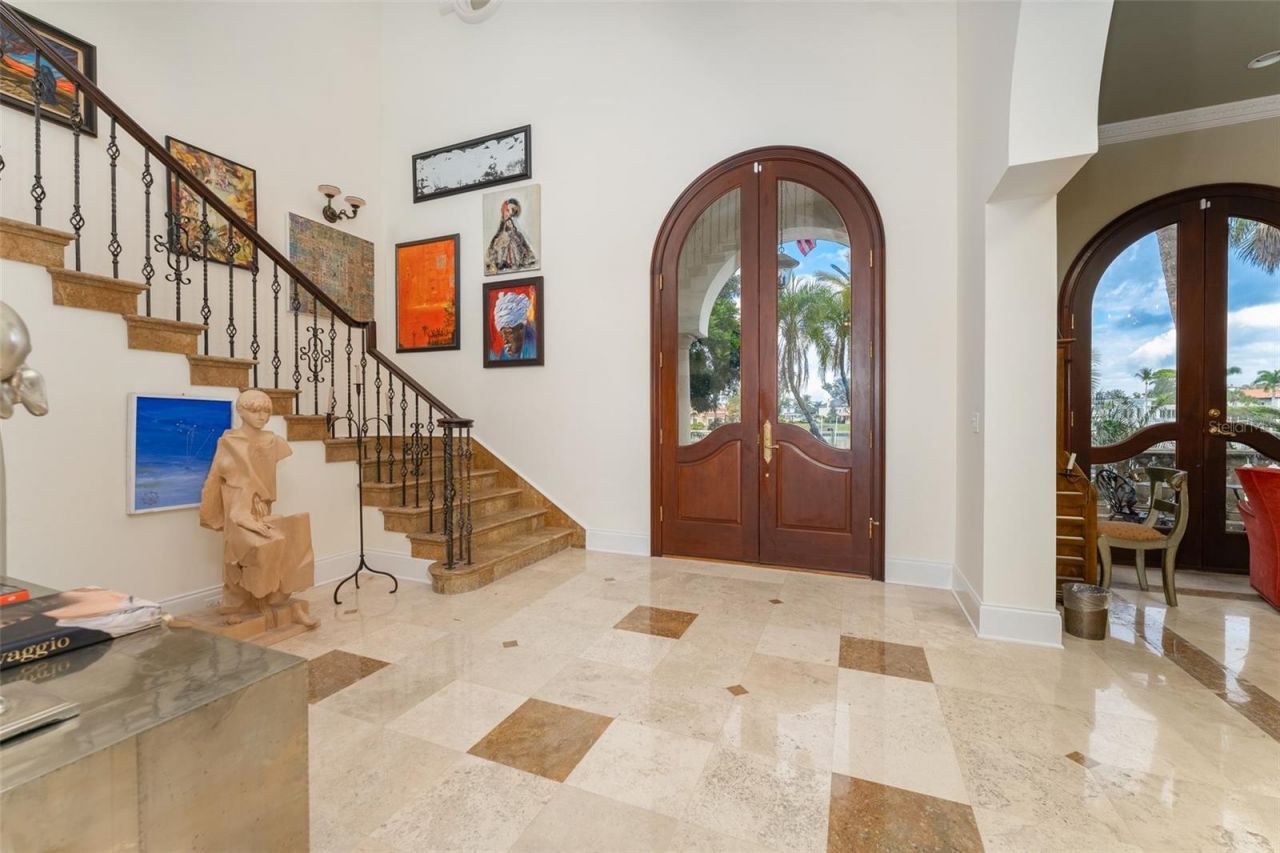 2152 Coffee Pot Boulevard Ne, Saint Petersburg, FL 33704 Photo