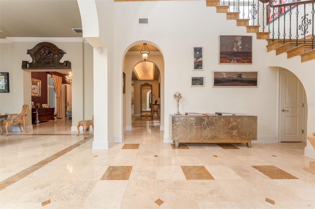 2152 Coffee Pot Boulevard Ne, Saint Petersburg, FL 33704 Photo