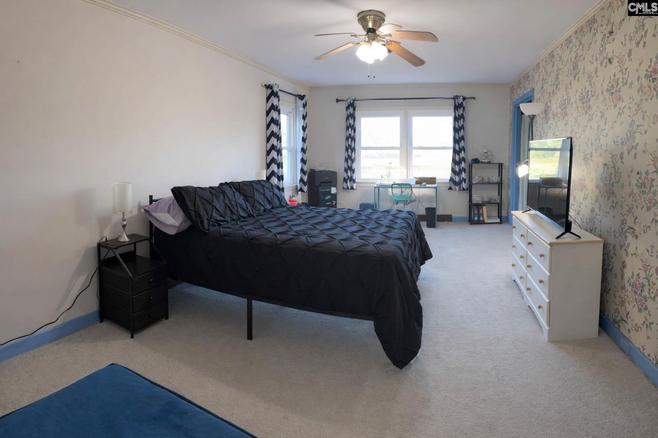 710 Airport Road Photo 17