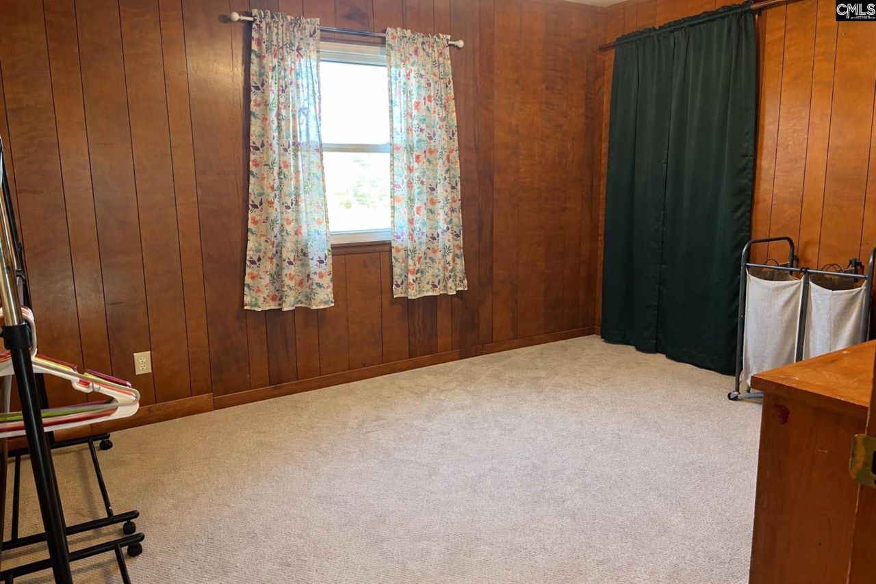 710 Airport Road Photo 24