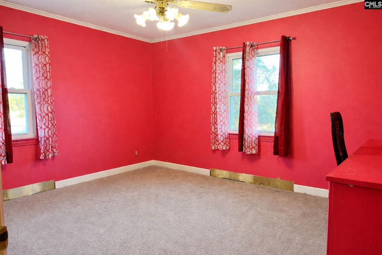 710 Airport Road Photo 27