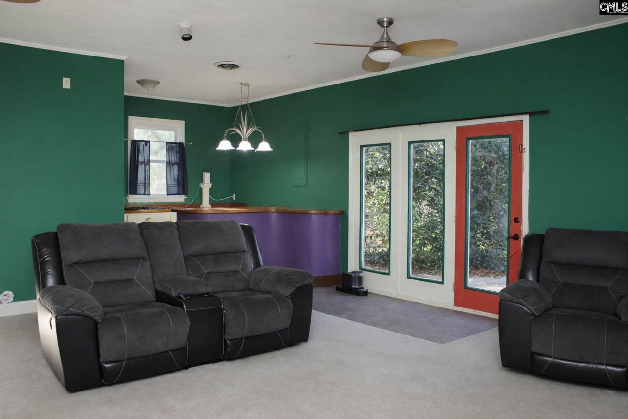 710 Airport Road Photo 6