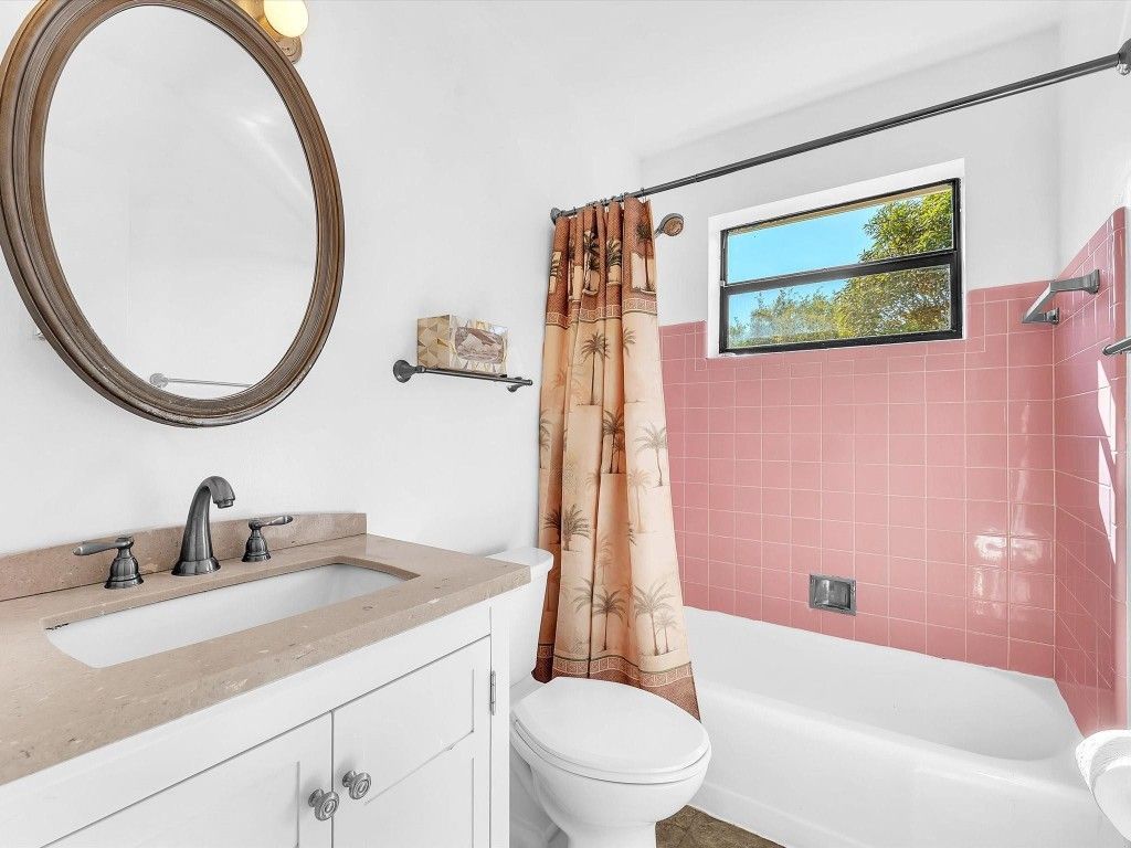 3310 NW 43rd Avenue, Lauderdale Lakes, FL 33319 Photo