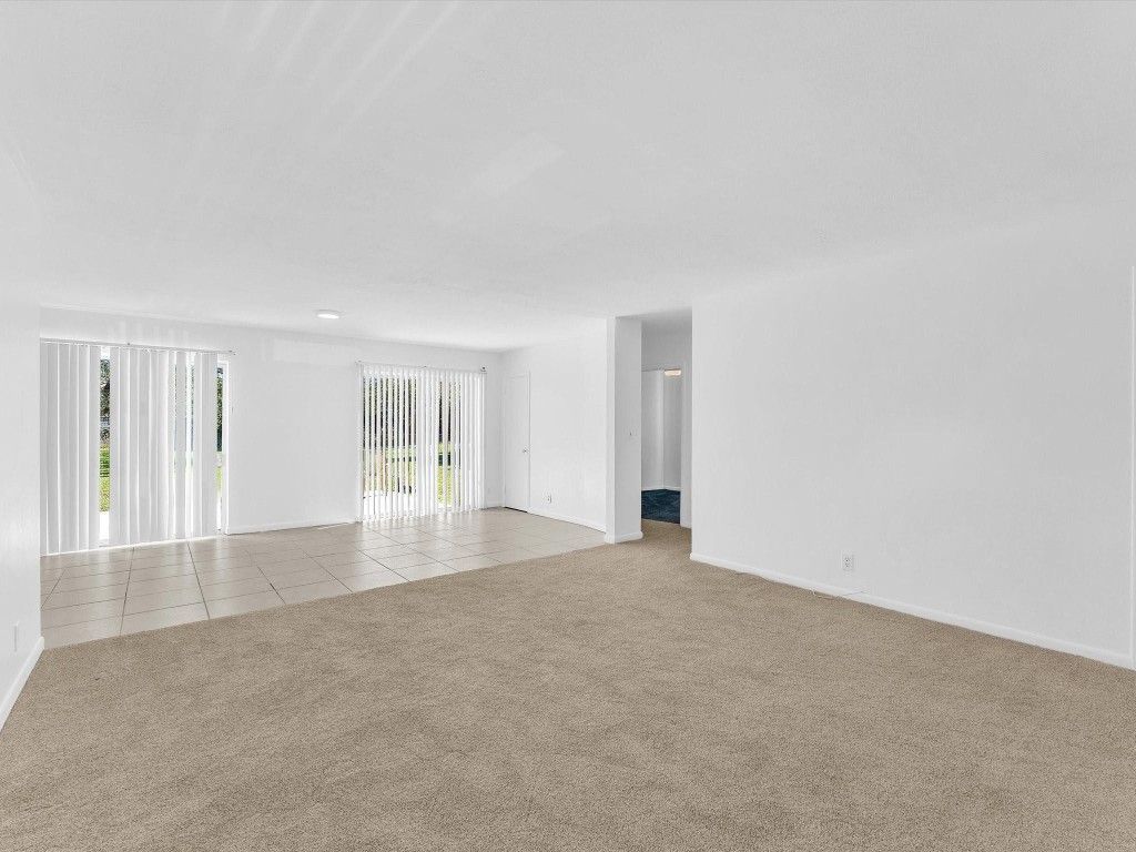 3310 NW 43rd Avenue, Lauderdale Lakes, FL 33319 Photo