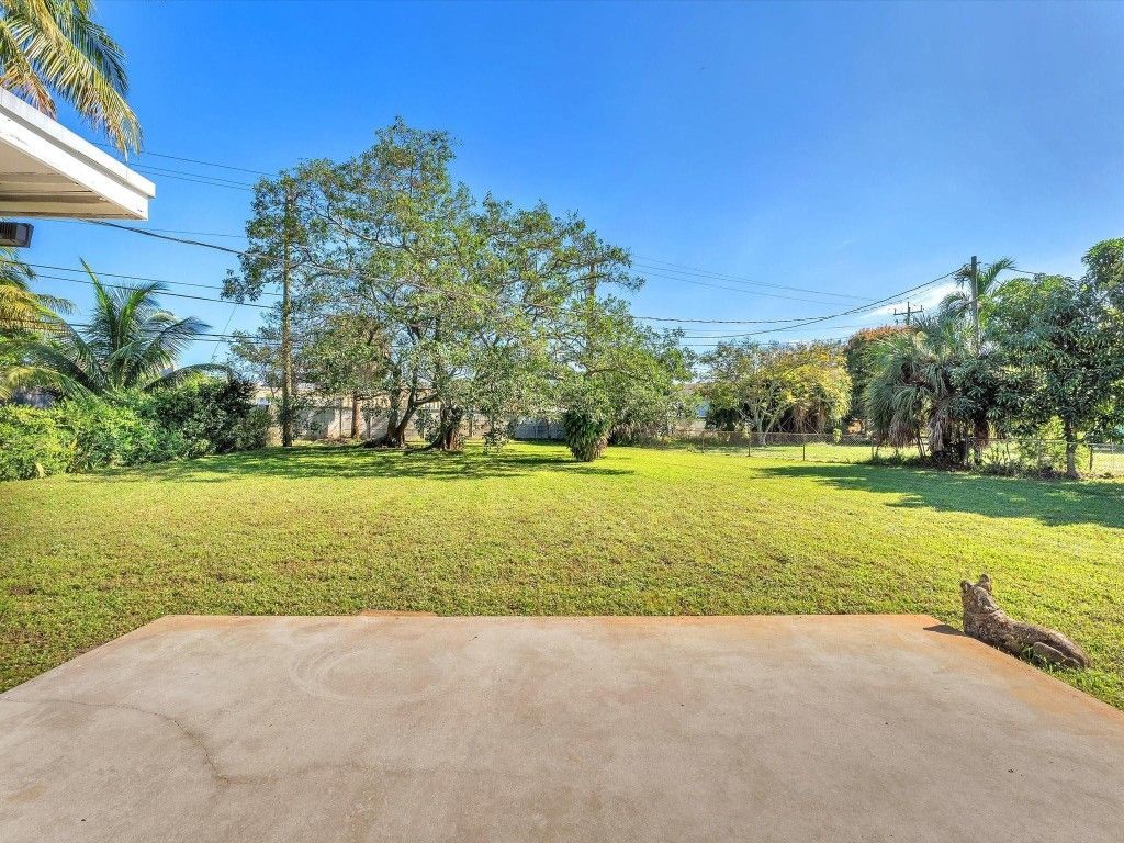 3310 NW 43rd Avenue, Lauderdale Lakes, FL 33319 Photo