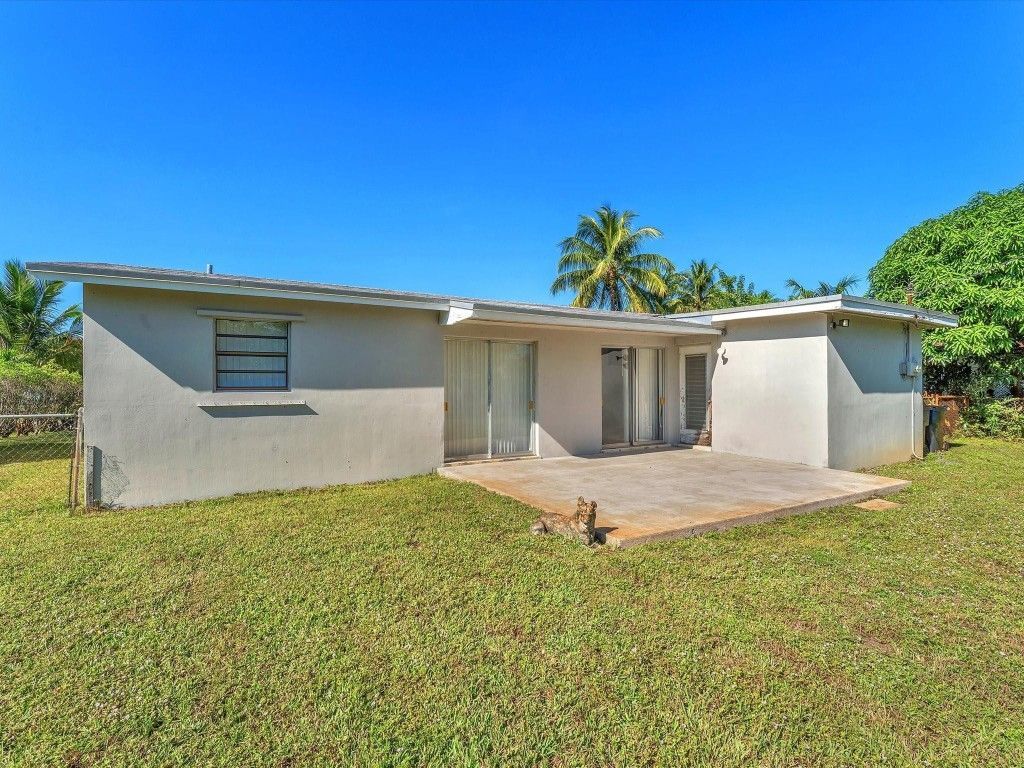 3310 NW 43rd Avenue, Lauderdale Lakes, FL 33319 Photo