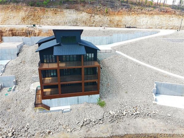 507 Redbud Court, Lake Ozark, MO 65049