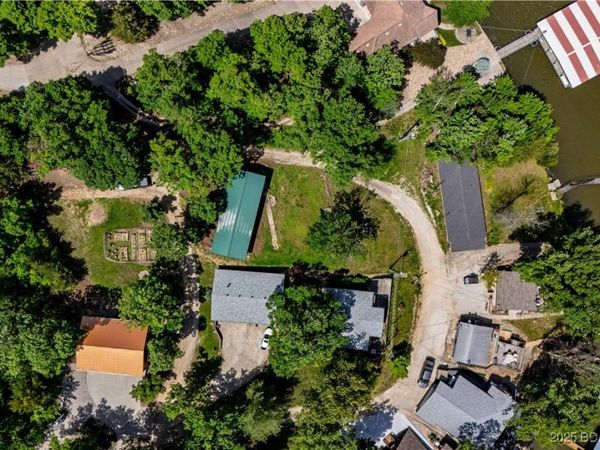 74 Jay Bird Lane, Sunrise Beach, MO 65079