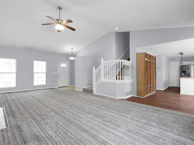 8651 Robbins Loop Drive, Reynoldsburg, OH 43068 Photo 12