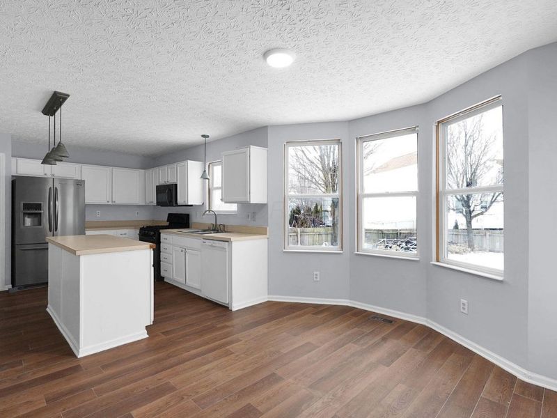 8651 Robbins Loop Drive, Reynoldsburg, OH 43068 Photo 14