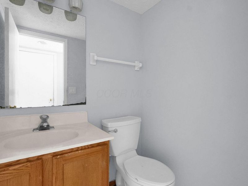 8651 Robbins Loop Drive, Reynoldsburg, OH 43068 Photo 21