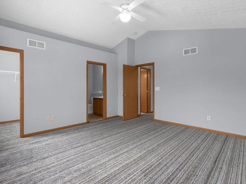 8651 Robbins Loop Drive, Reynoldsburg, OH 43068 Photo 25