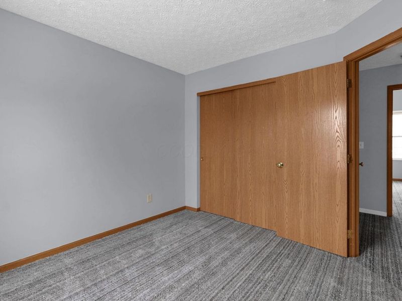 8651 Robbins Loop Drive, Reynoldsburg, OH 43068 Photo 33