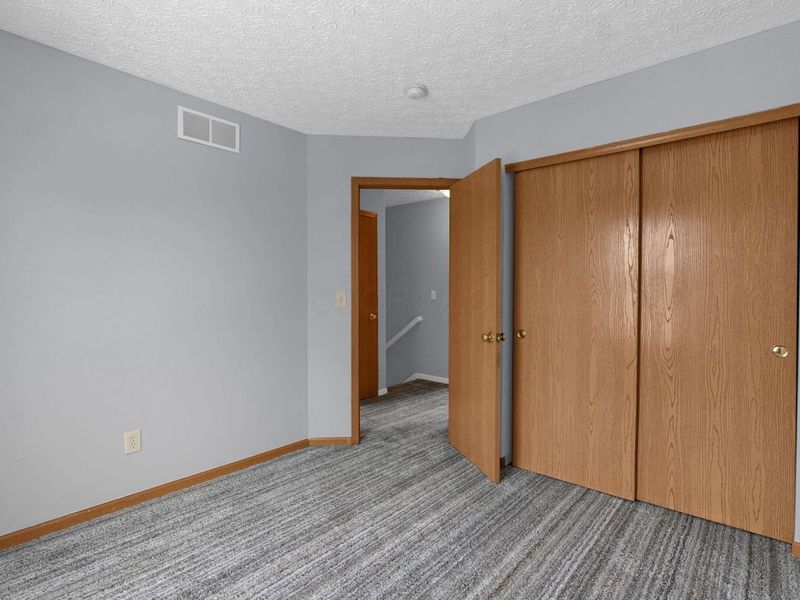 8651 Robbins Loop Drive, Reynoldsburg, OH 43068 Photo 36