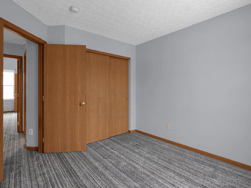 8651 Robbins Loop Drive, Reynoldsburg, OH 43068 Photo 37