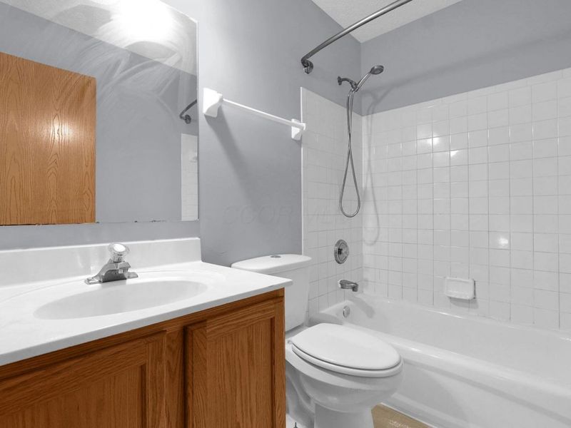 8651 Robbins Loop Drive, Reynoldsburg, OH 43068 Photo 38