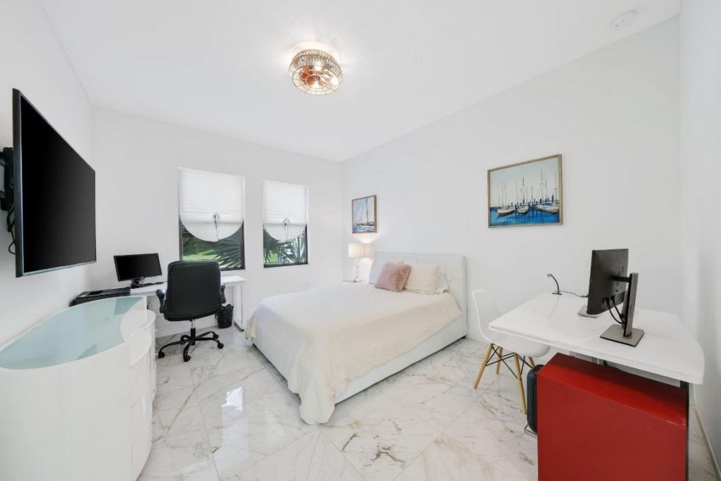 8116 Laurel Falls Drive, Boca Raton, FL 33496 Photo