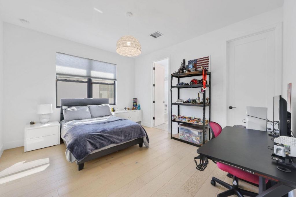 8116 Laurel Falls Drive, Boca Raton, FL 33496 Photo