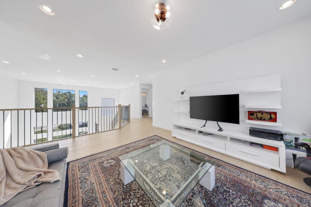 8116 Laurel Falls Drive, Boca Raton, FL 33496 Photo