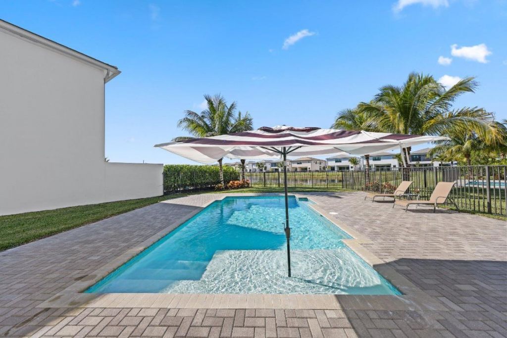 8116 Laurel Falls Drive, Boca Raton, FL 33496 Photo