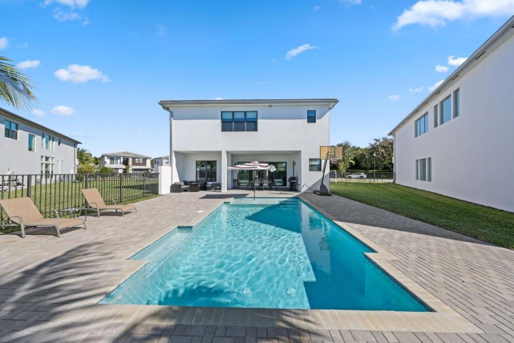 8116 Laurel Falls Drive, Boca Raton, FL 33496 Photo