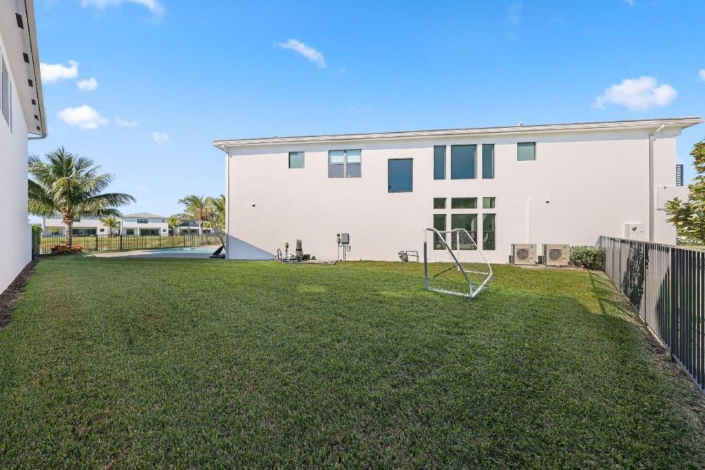 8116 Laurel Falls Drive, Boca Raton, FL 33496 Photo