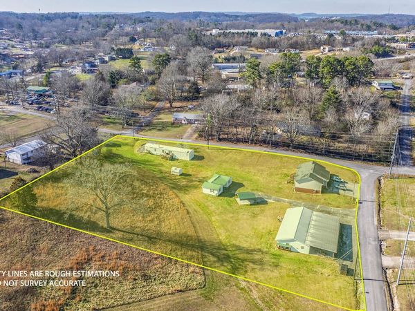 2402/2398 Rodney Drive, Cleveland, TN 37323